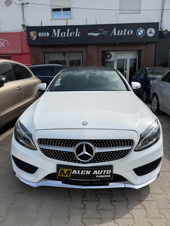 Mercedes-Benz C180 Coupé 2016 - 105 000 DT Mercedes-Benz C180 Coupé 2016