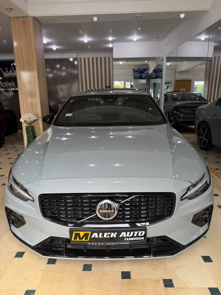 Volvo S60 2024 - Sur Demande Volvo S60 2024
